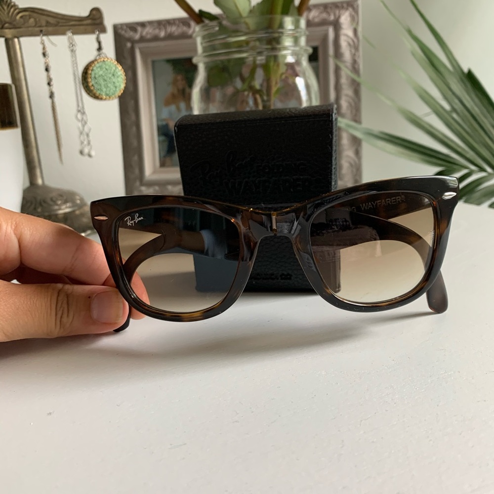 Folding Ray Ban Wayfarer